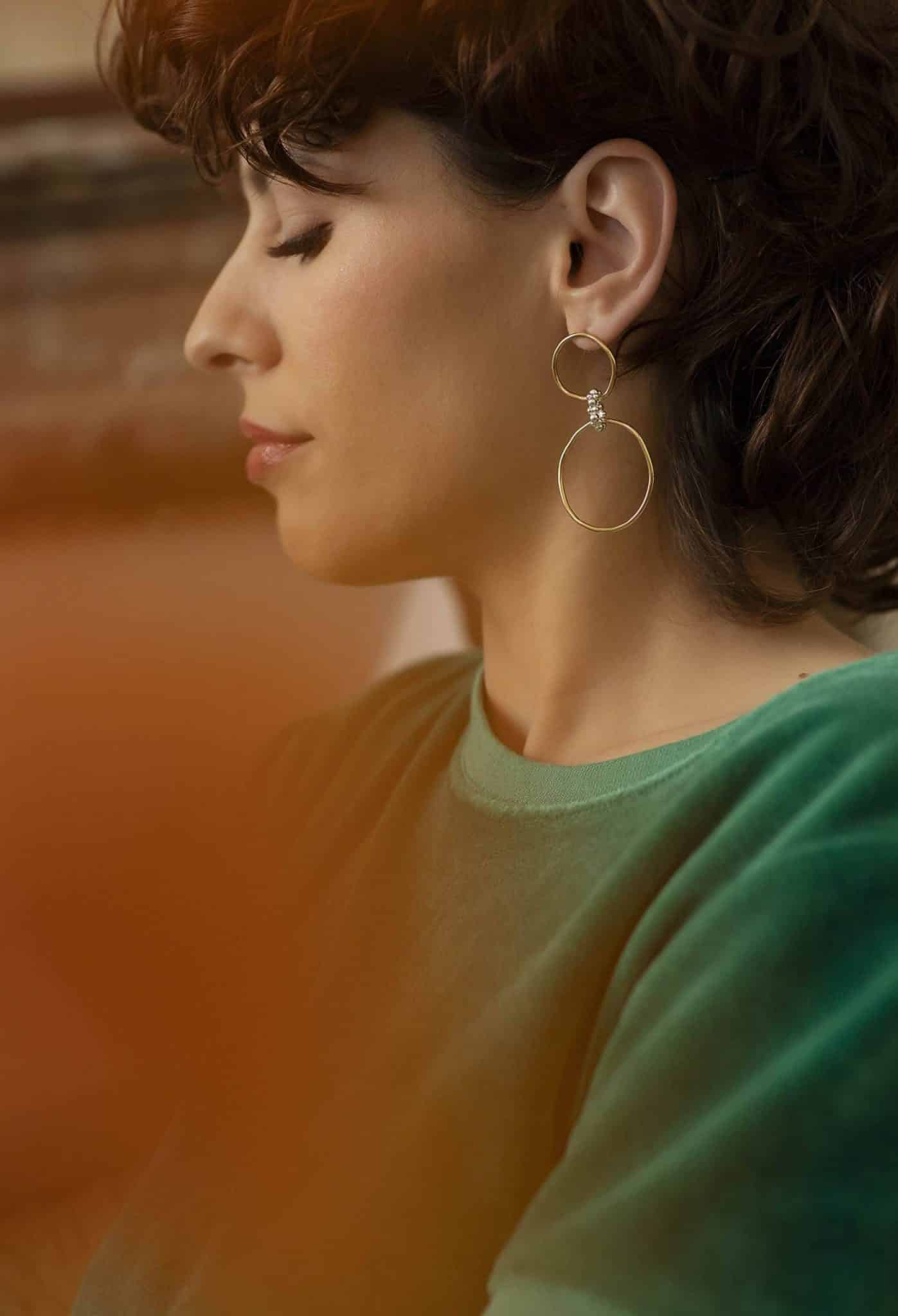 Boucles d’oreilles Odelle dorées et argentées - Marie Duvert – Image 2