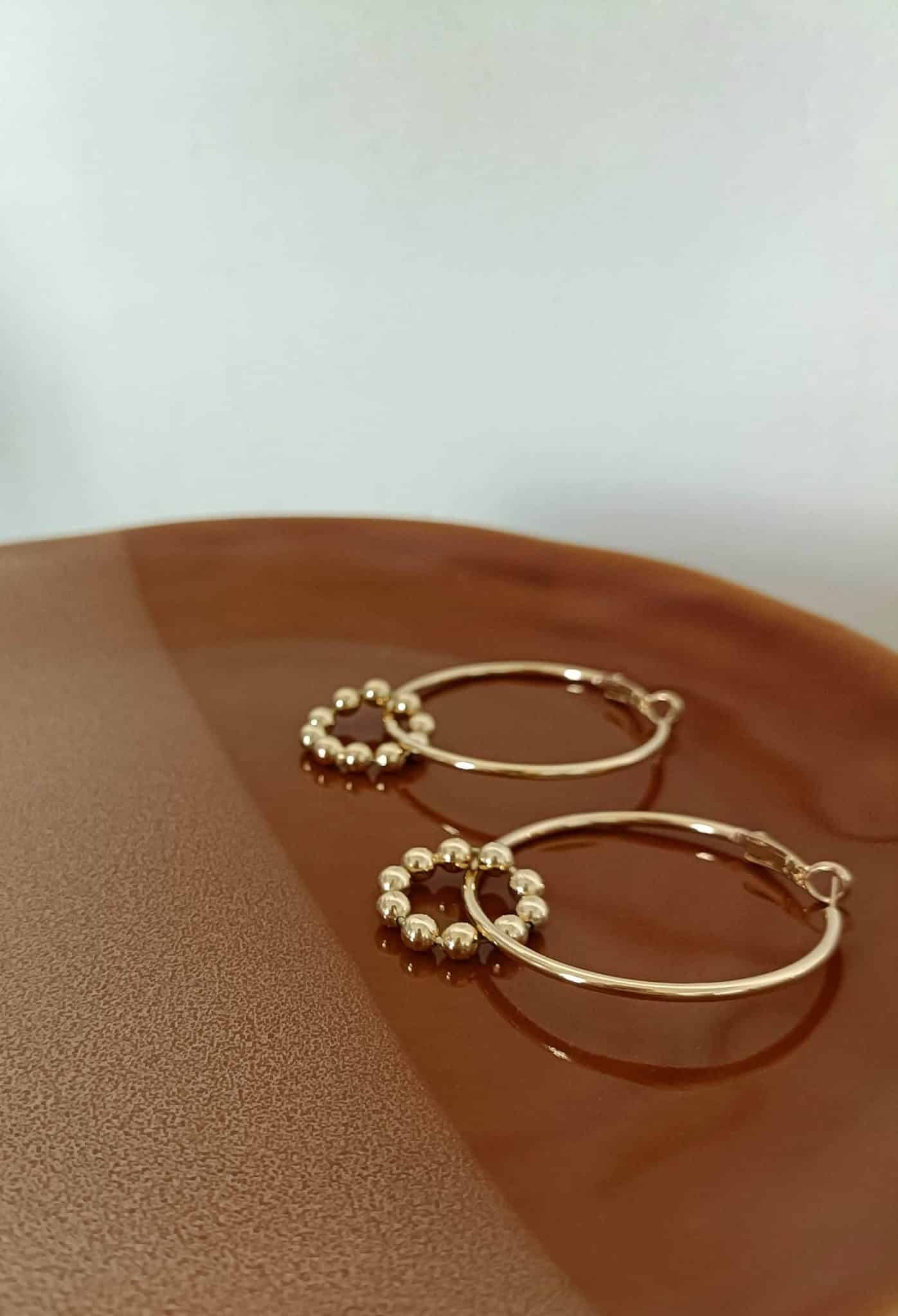 Boucles d’oreilles grandes créoles Bubble - Marie Duvert – Image 3
