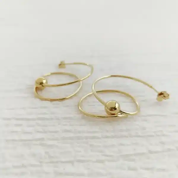 Boucles d'oreilles créoles dorées - Marie Duvert