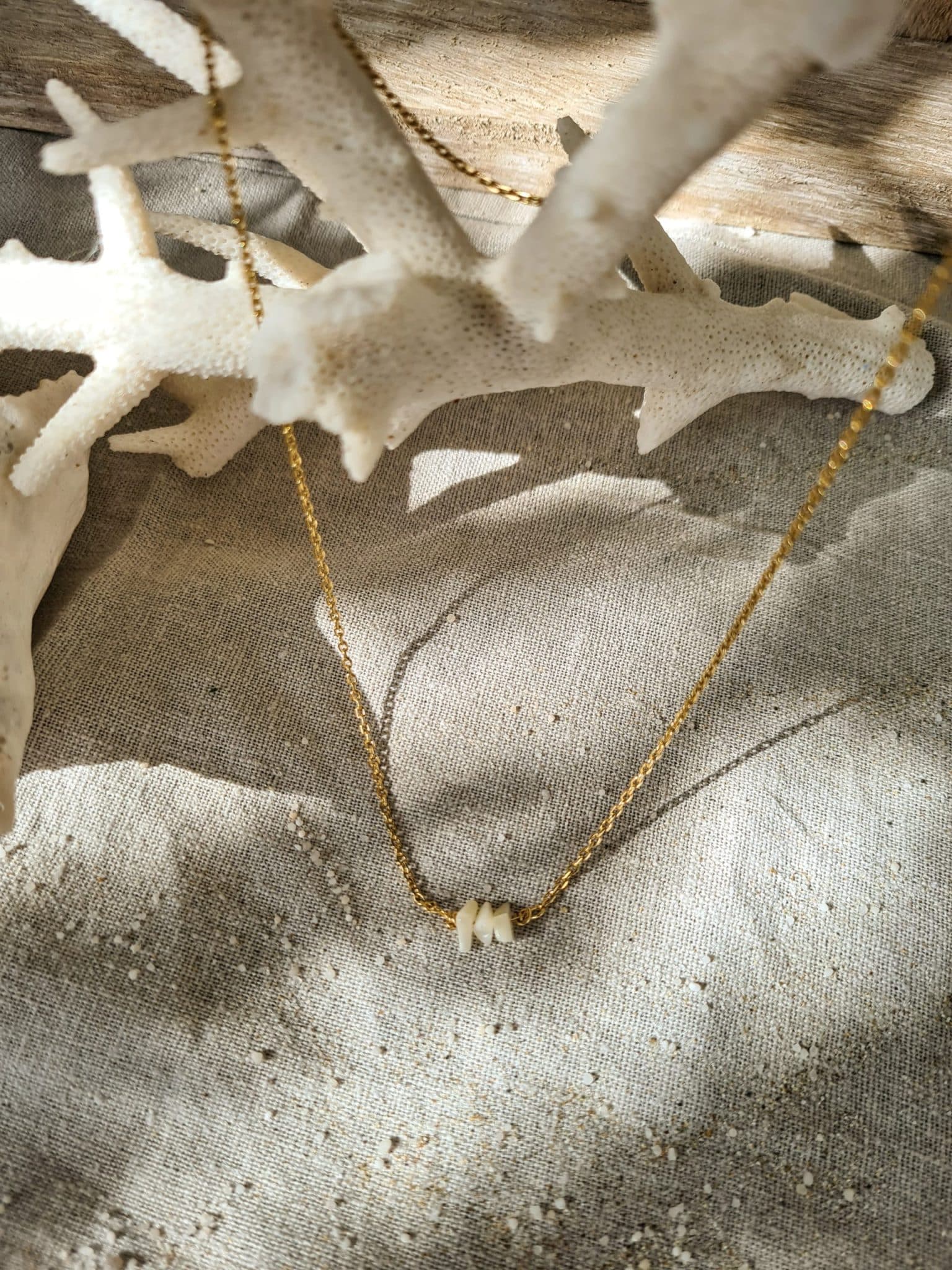 Collier Pépite nacre - La Plagette Sauvage – Image 2