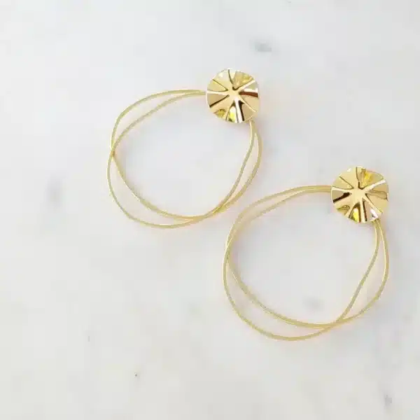 Boucles d'oreilles pendantes dorées - Marie Duvert
