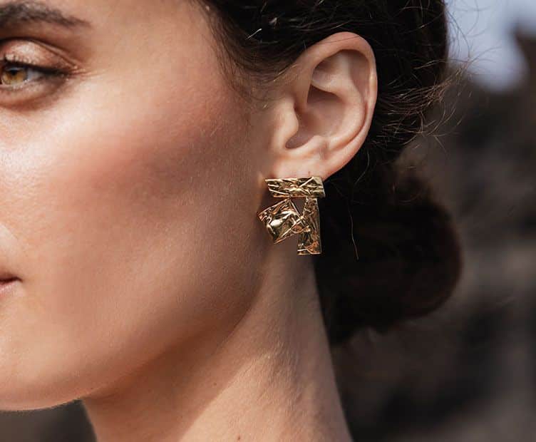 Boucles d'oreilles puces dorées - Chic Alors Paris