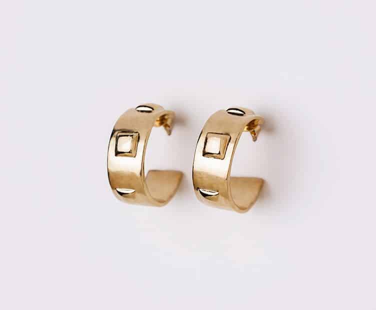 Boucles d'oreilles créoles Lex - Chic Alors Paris – Image 2