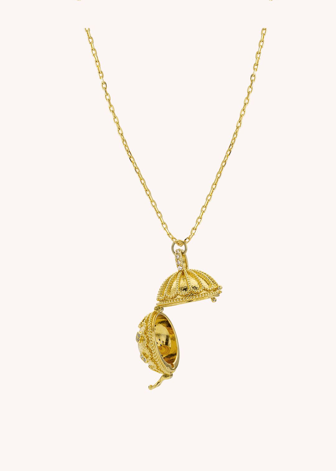 Collier long protection - Mya Bay