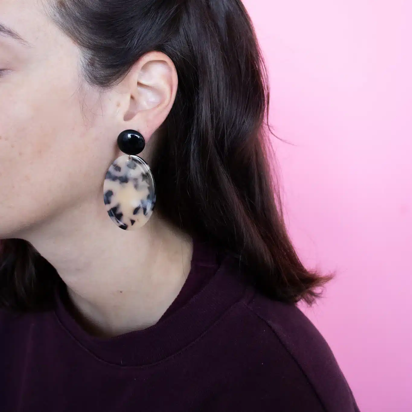 Boucles d'oreilles Inès - Noir et Ecaille - Odette – Image 2